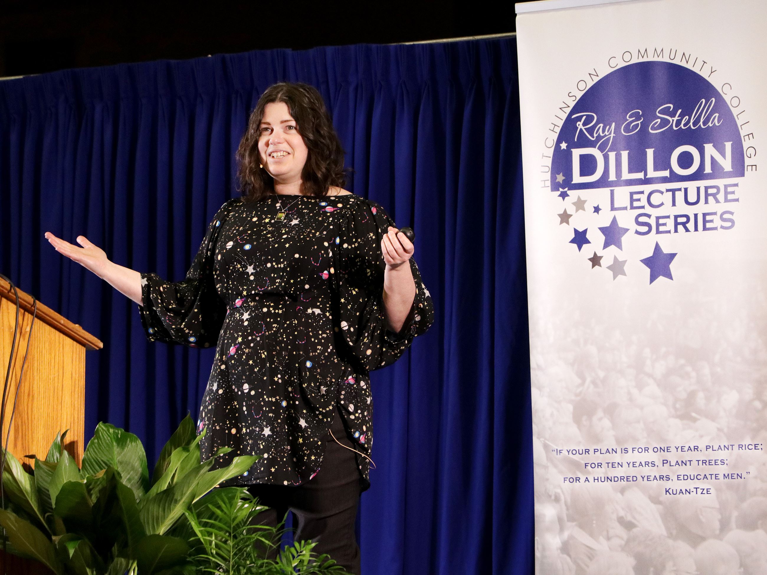  Dillon Lecture Series speaker Janelle Shane talked about "AI Weirdness" - News Image